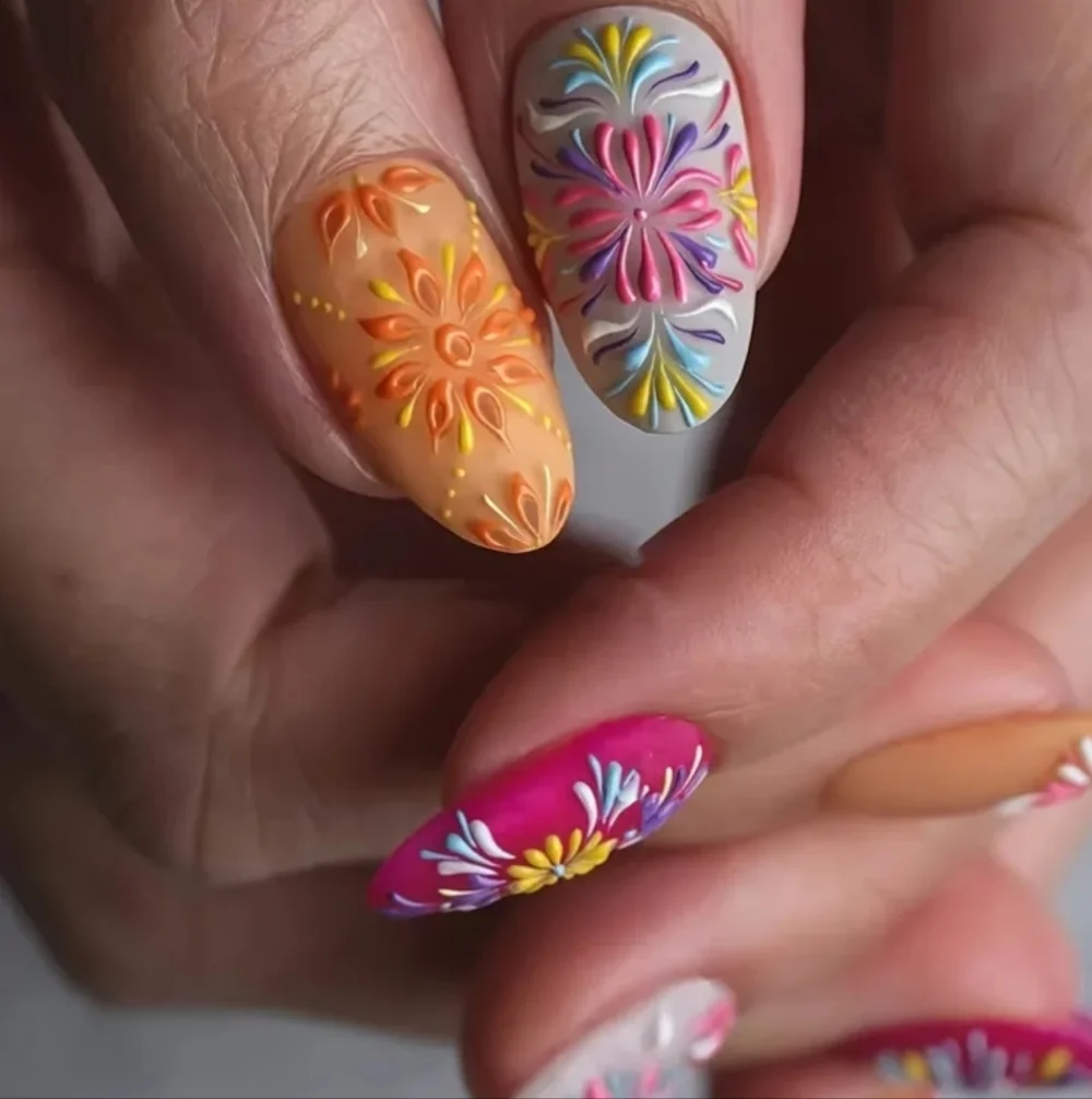 🔥3/$21 Colorful Floral Burst Press On Nails
